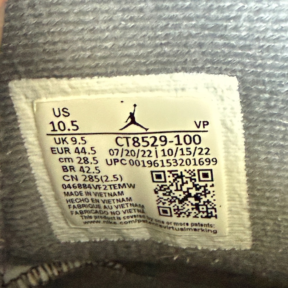 Jordan Air Jordan 6 Retro Mens 10.5 White Cool Grey CT8529-100 High Top Sneaker - Picture 10 of 10